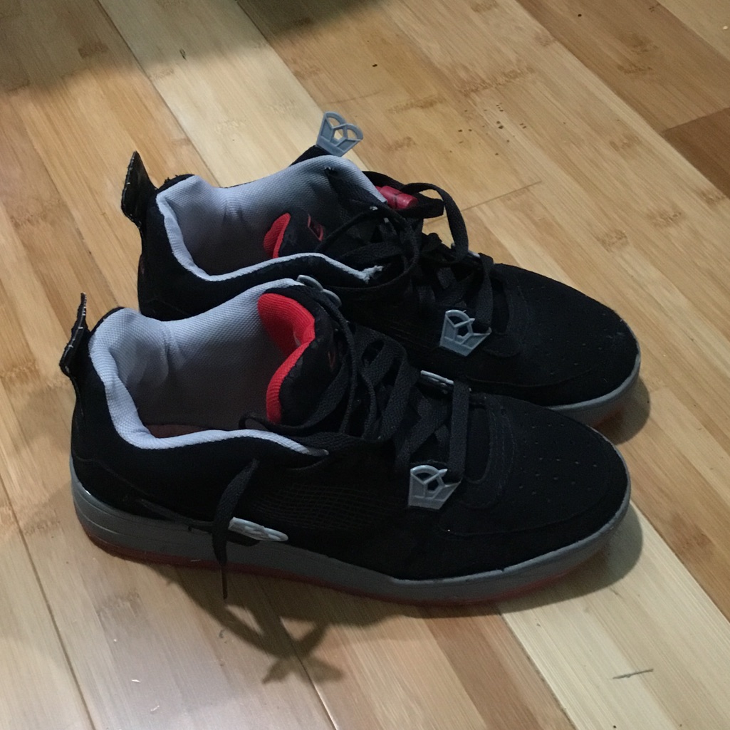 Jordan 4
